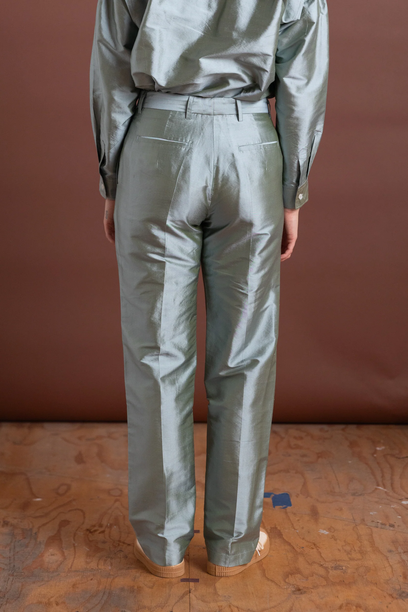 NILES TROUSER IN MINT SILK TAFFETA - Image 4
