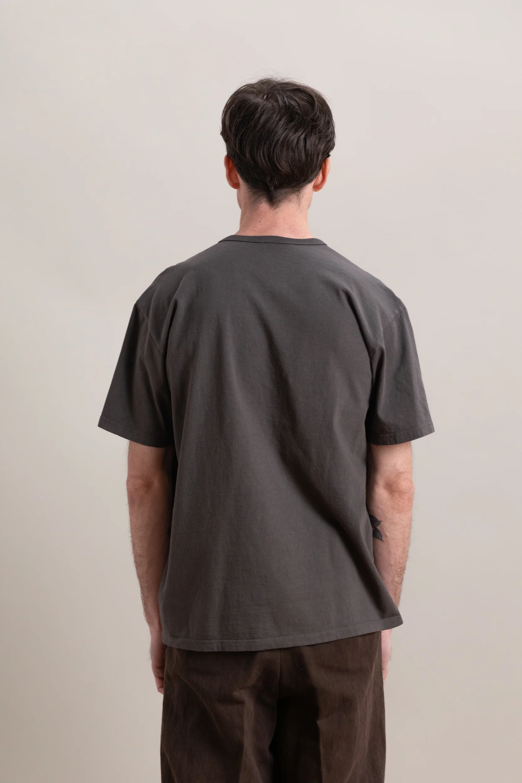 OUR TEE SHIRT IN PEWTER - Image 5
