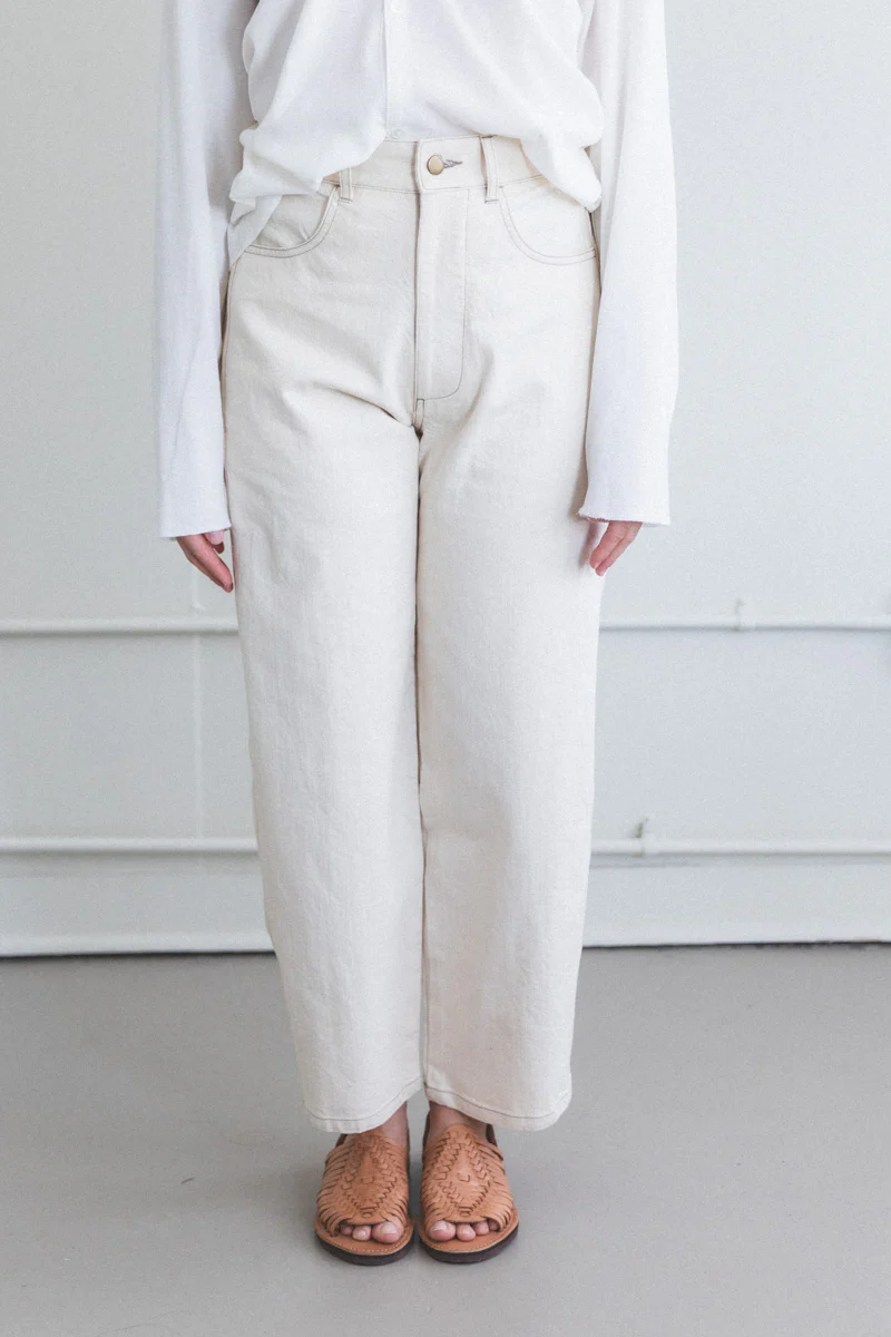 PANEL JEAN IN CREAM DENIM