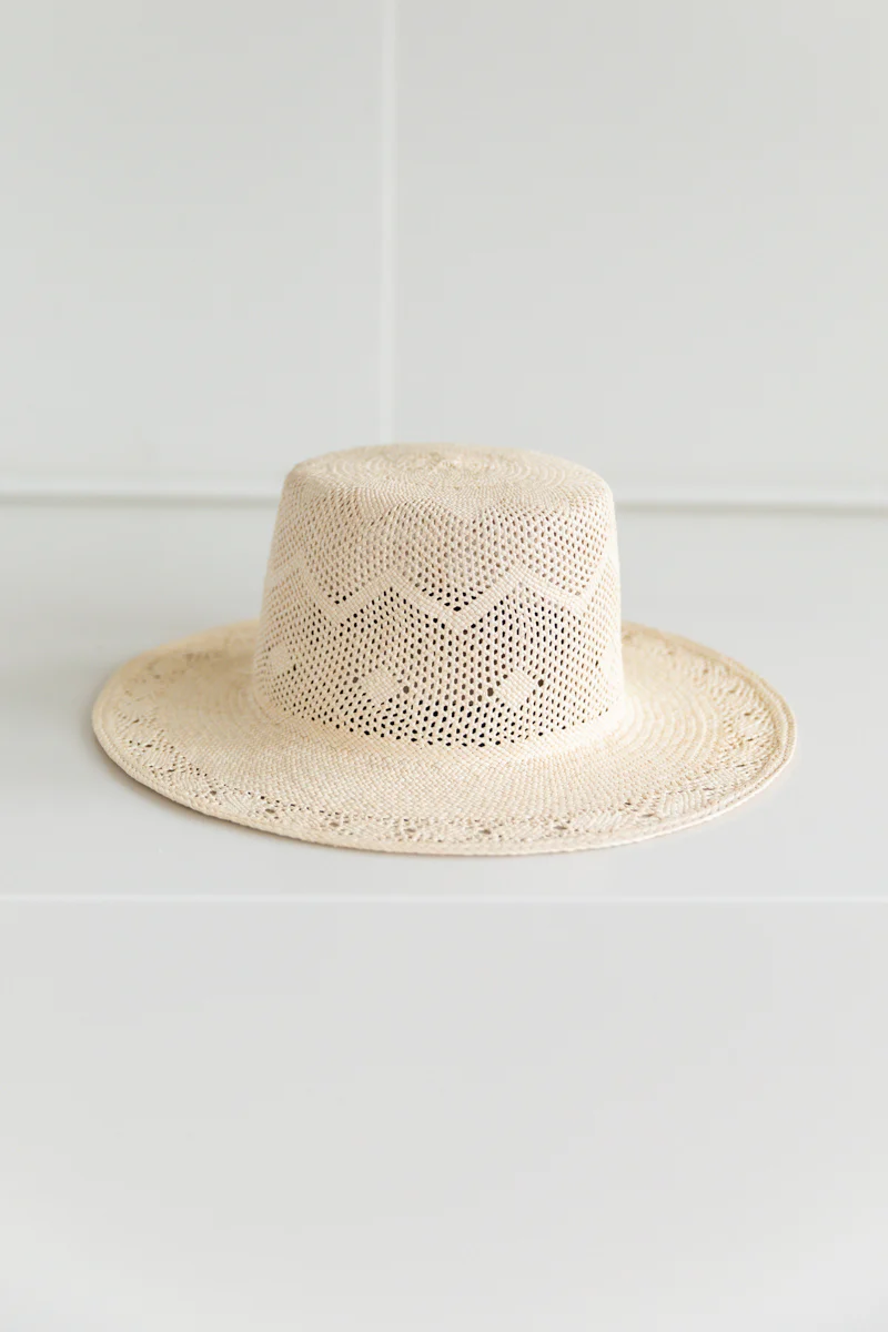 PATIO HAT HAT IN PANAMA STRAW - Image 4