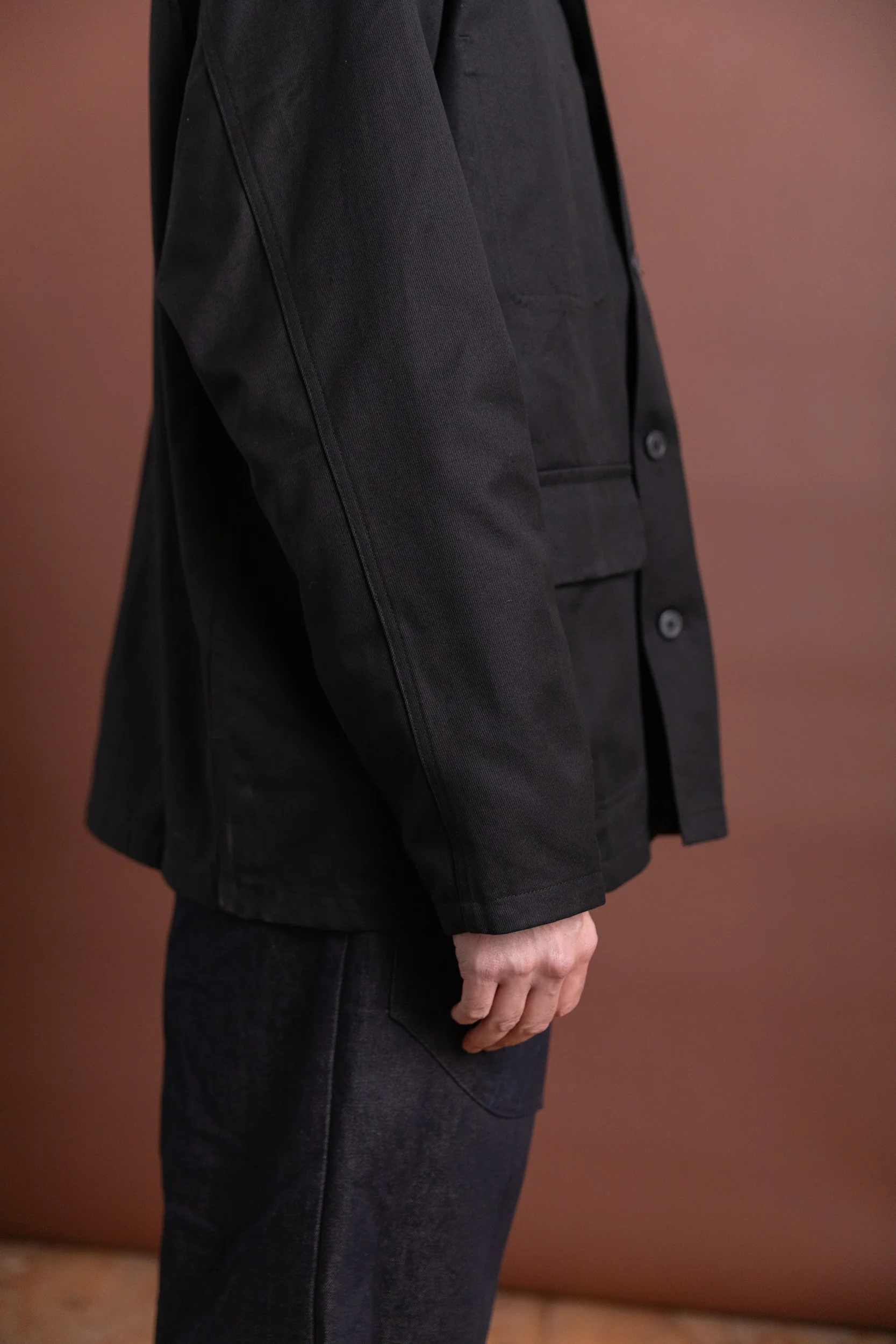 R0J2 JEBOK WORK JACKET IN BLACK COTTON TWILL - Image 5