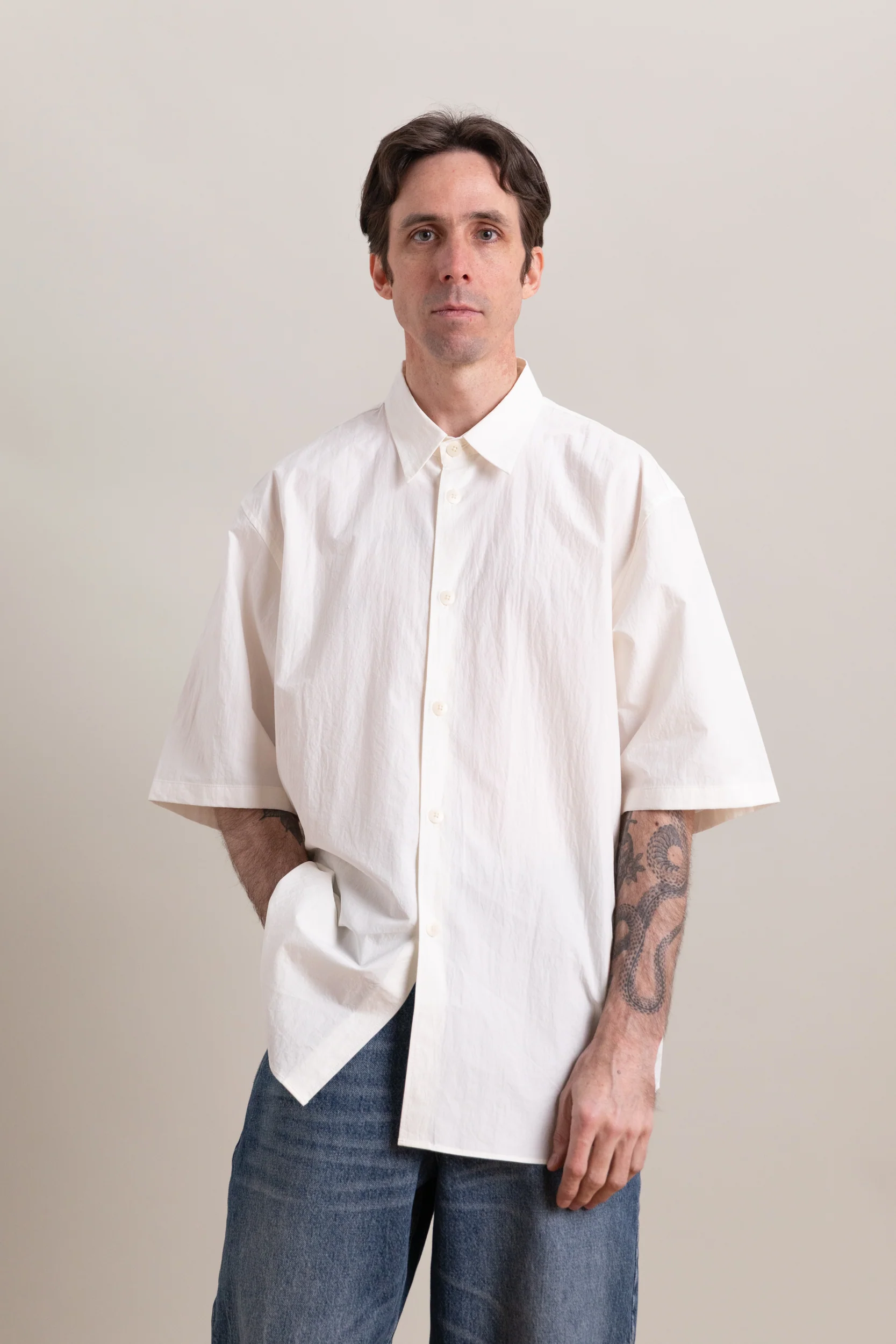 R0S9 SHORT SLEEVE WEATHER SHIRT IN WHITE 160 CRUNCH - Image 2