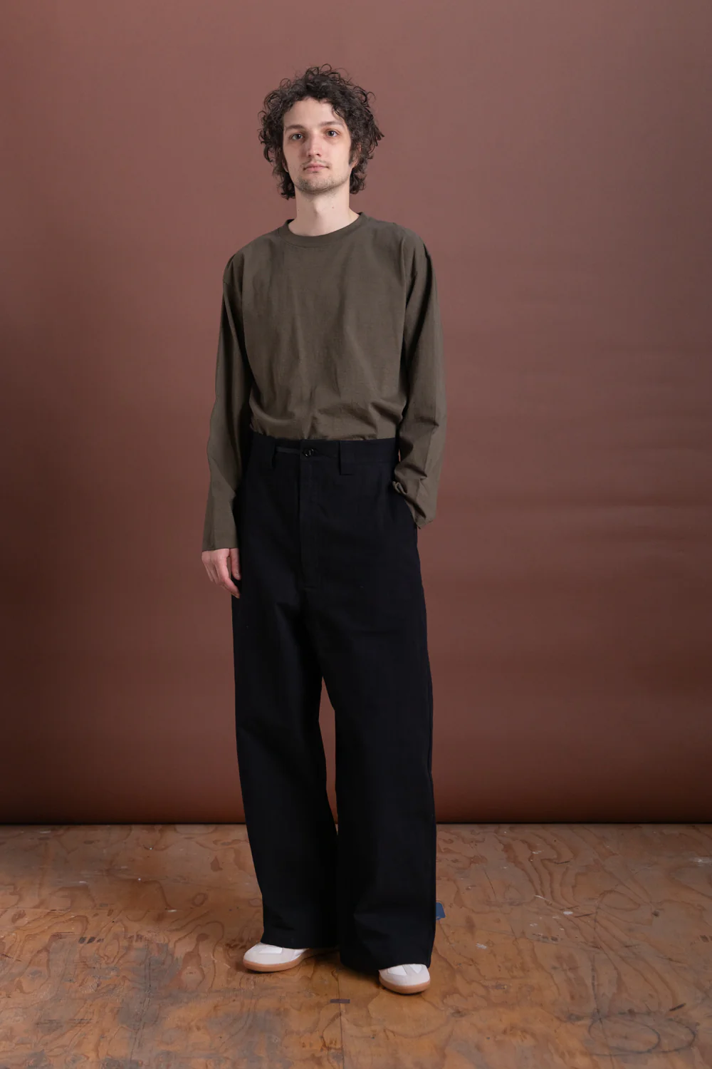 R19 P8 SAIL PANTS IN BLACK WASH - Image 6
