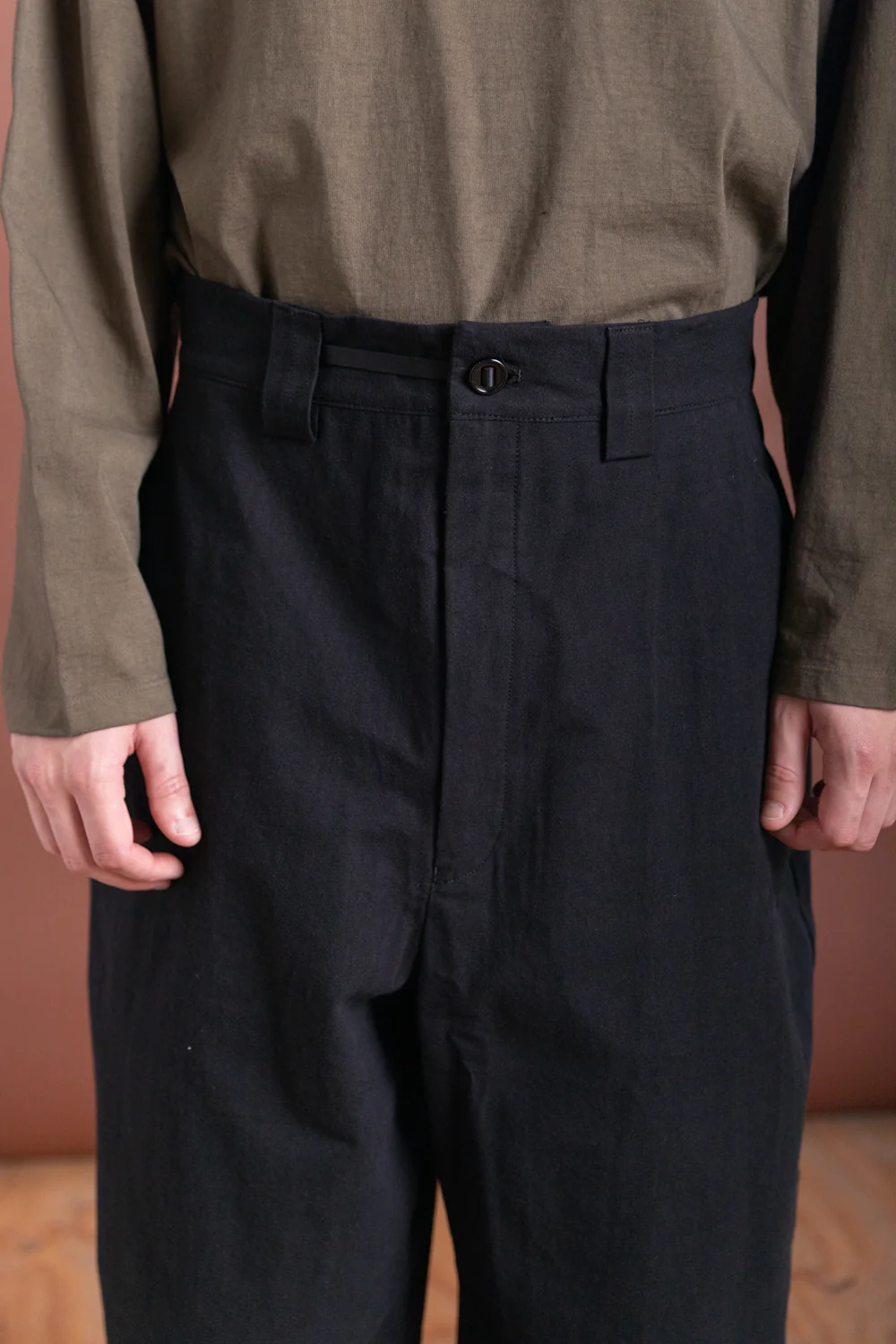 R19 P8 SAIL PANTS IN BLACK WASH - Image 8