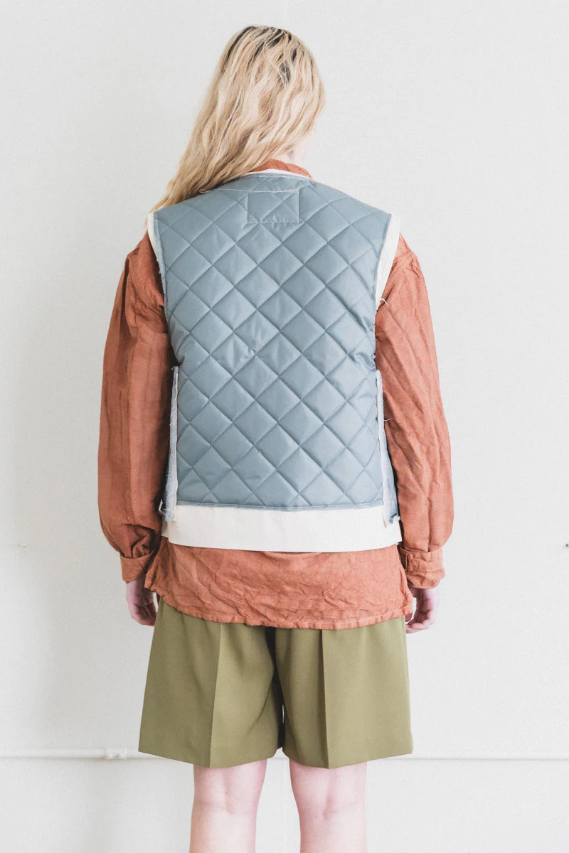 RESEARCH ZIP VEST IN SAGE - Image 7