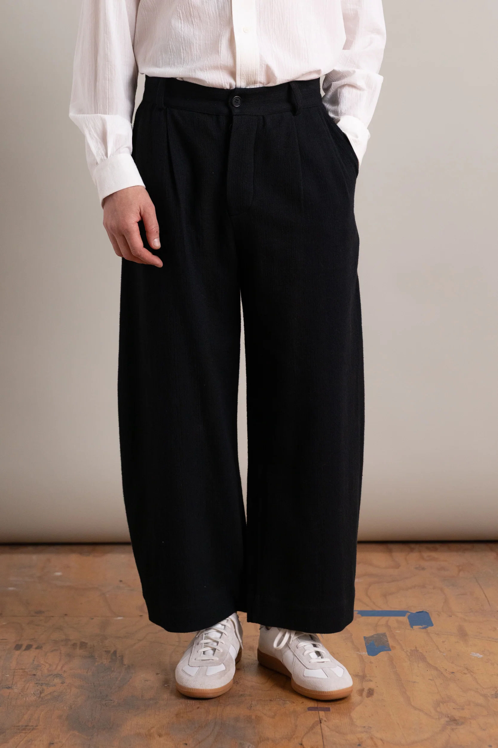 ROBBY TROUSER IN BLACK JAPANESE STITCH COTTON - Image 2
