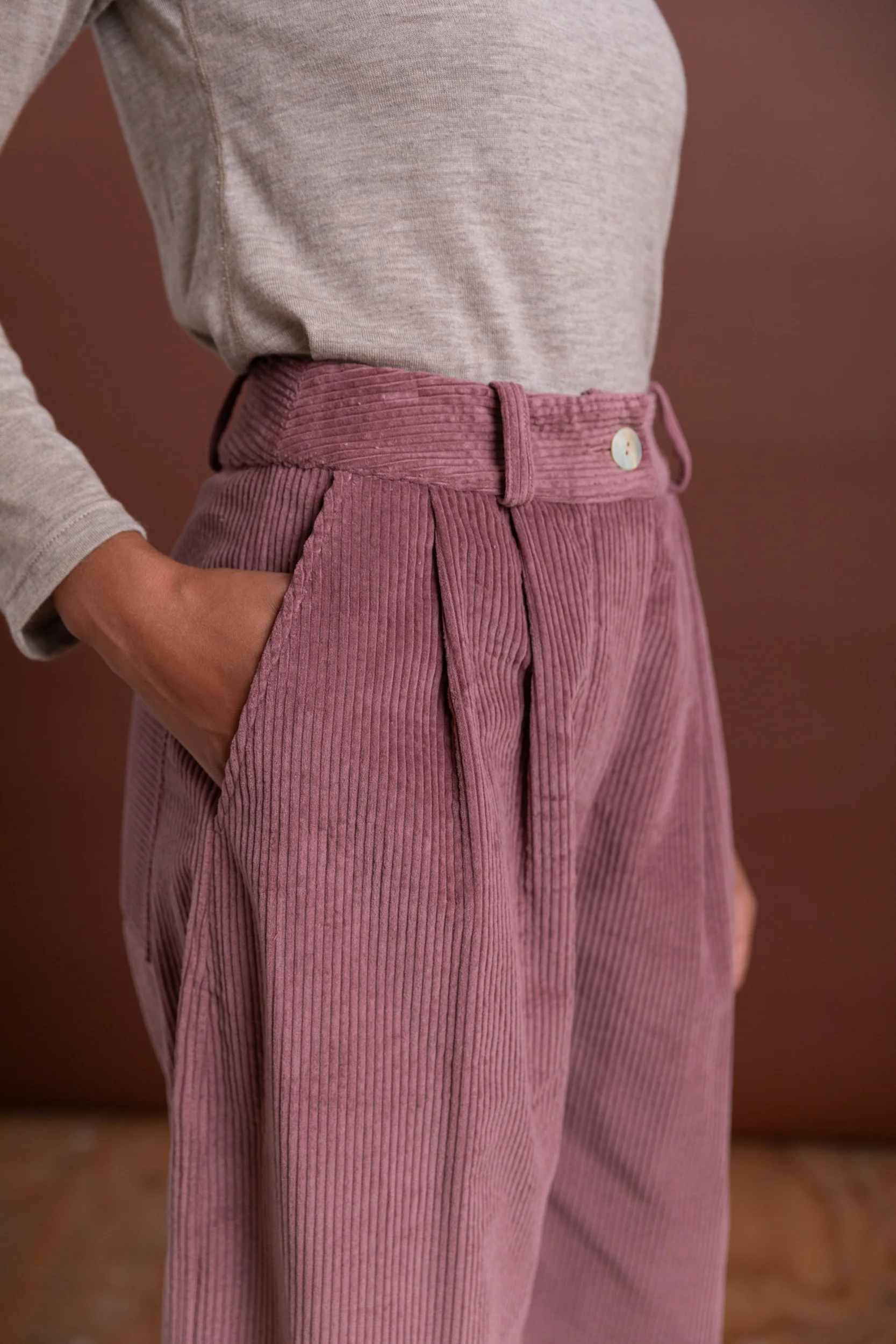 ROBYN TROUSER IN THISTLE JAPANESE COTTON CORDUROY - Image 2