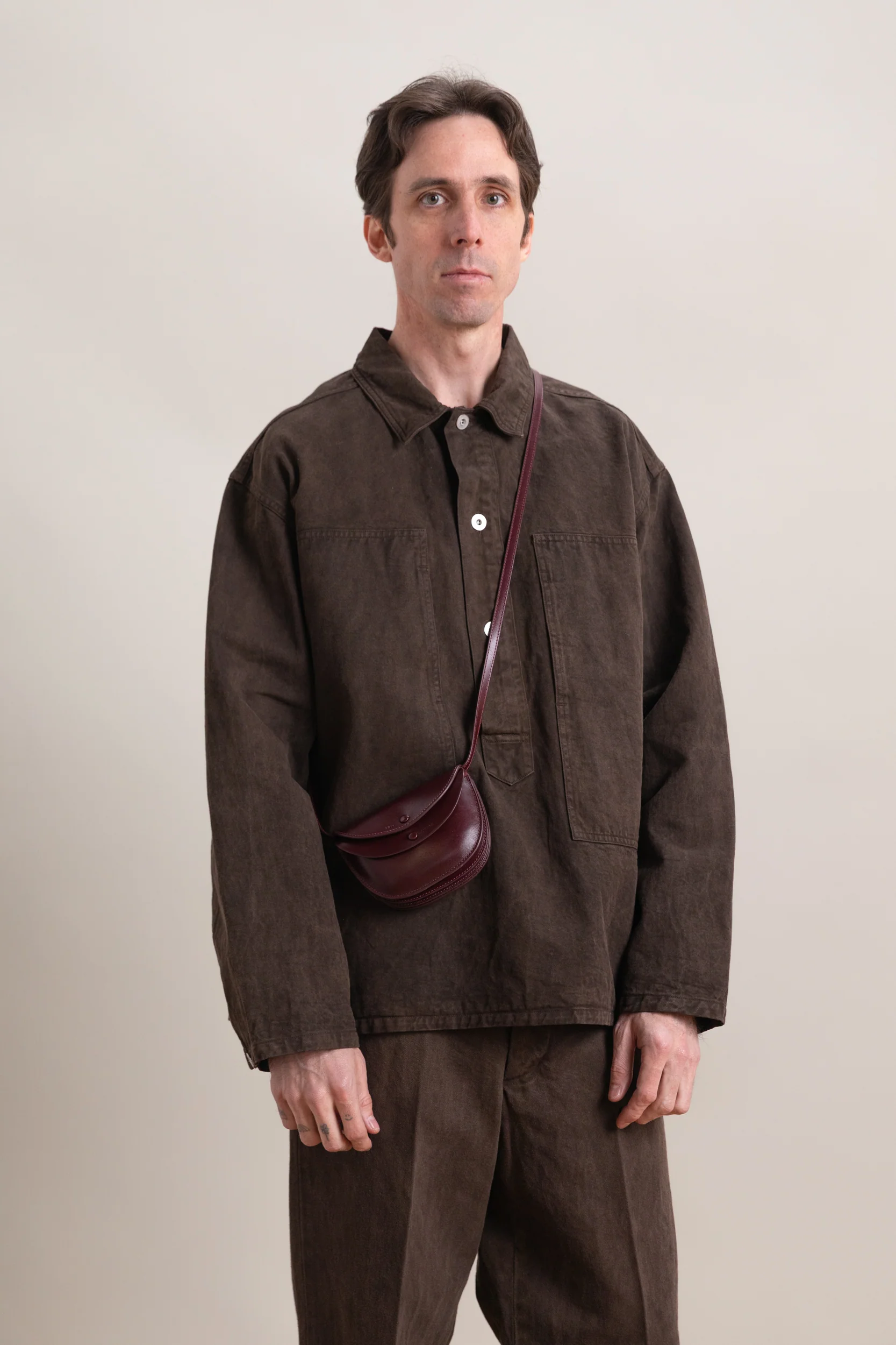 ROUND WALLET MID POUCH IN BURGUNDY LEATHER - Image 4