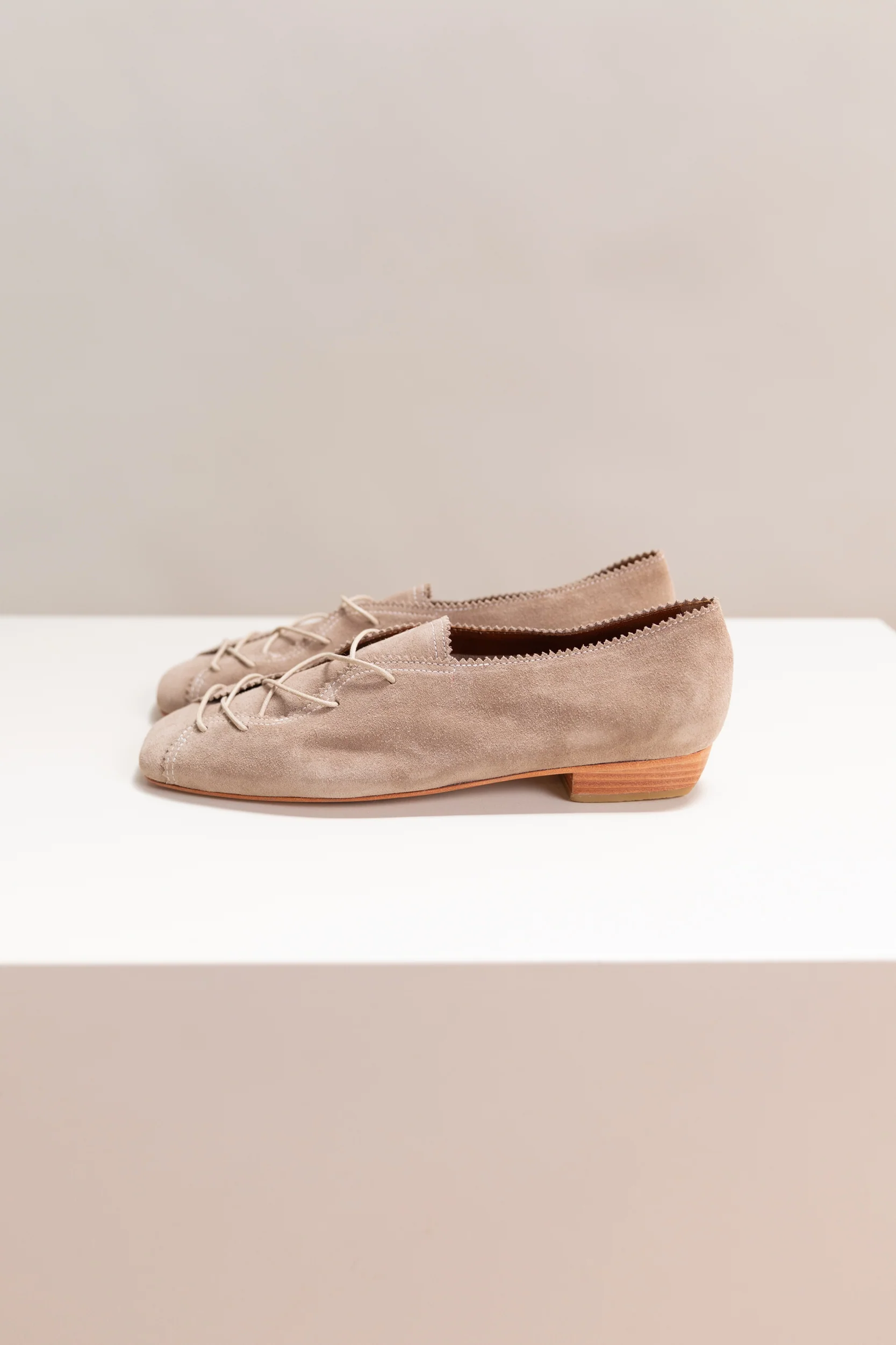SEROWIN FLAT IN DUNE SUEDE - Image 3