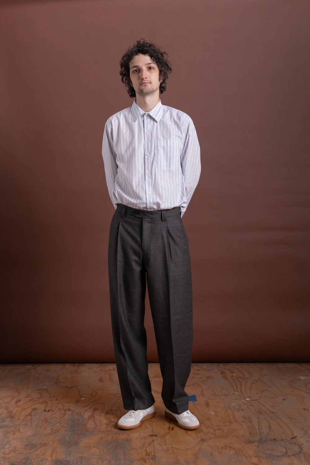 SERVICE TROUSERS IN WARM GREY TWIST WOOL - Image 3