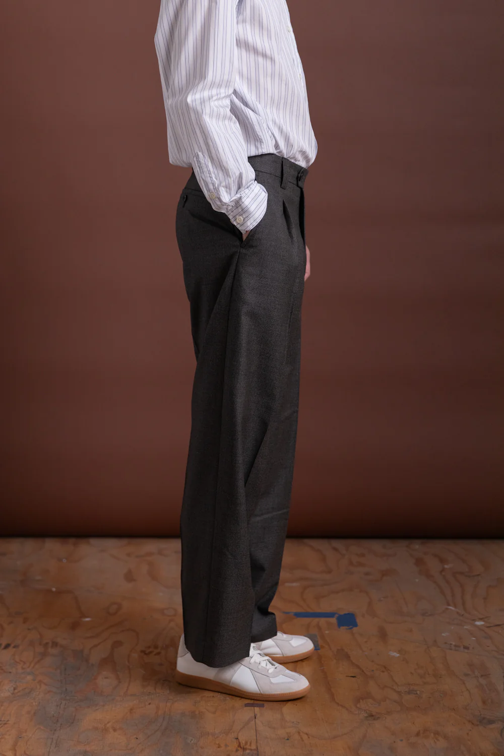 SERVICE TROUSERS IN WARM GREY TWIST WOOL - Image 5
