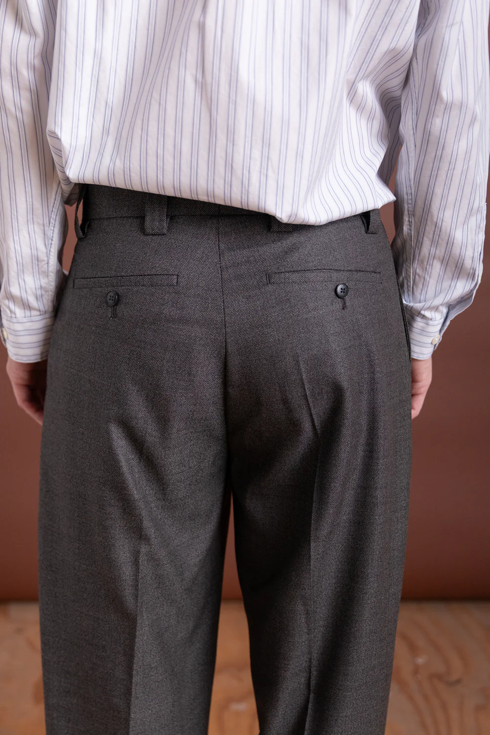 SERVICE TROUSERS IN WARM GREY TWIST WOOL - Image 7