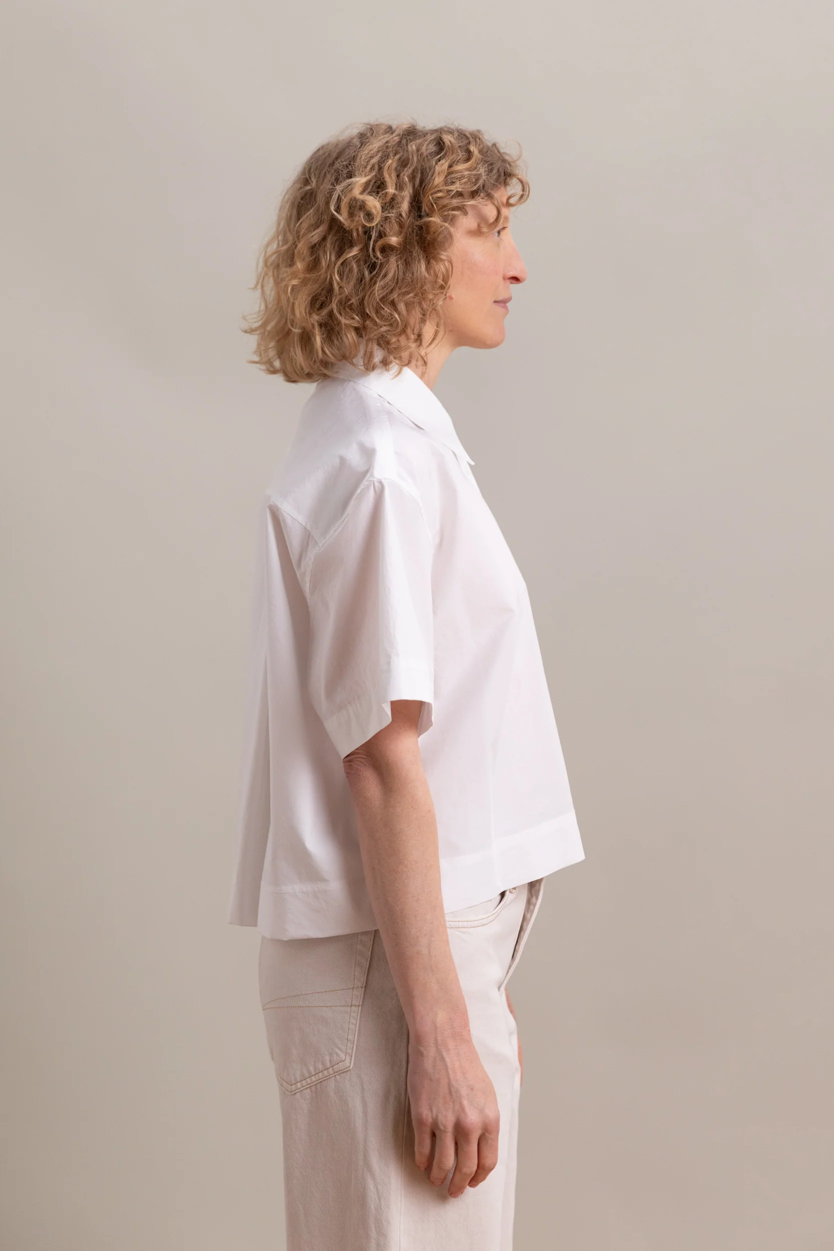 SHORT SLEEVE COTTON SHIRT IN WHITE - Image 5