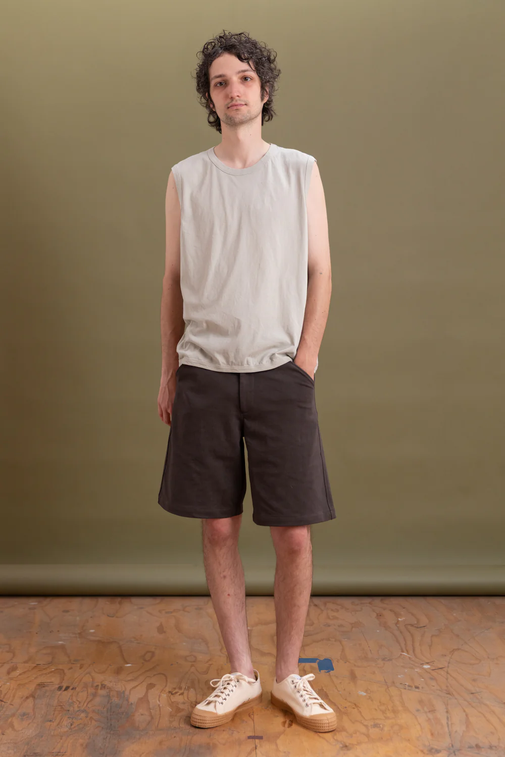 SLEEVELESS TEE SHIRT IN SWISS NATURAL - Image 3