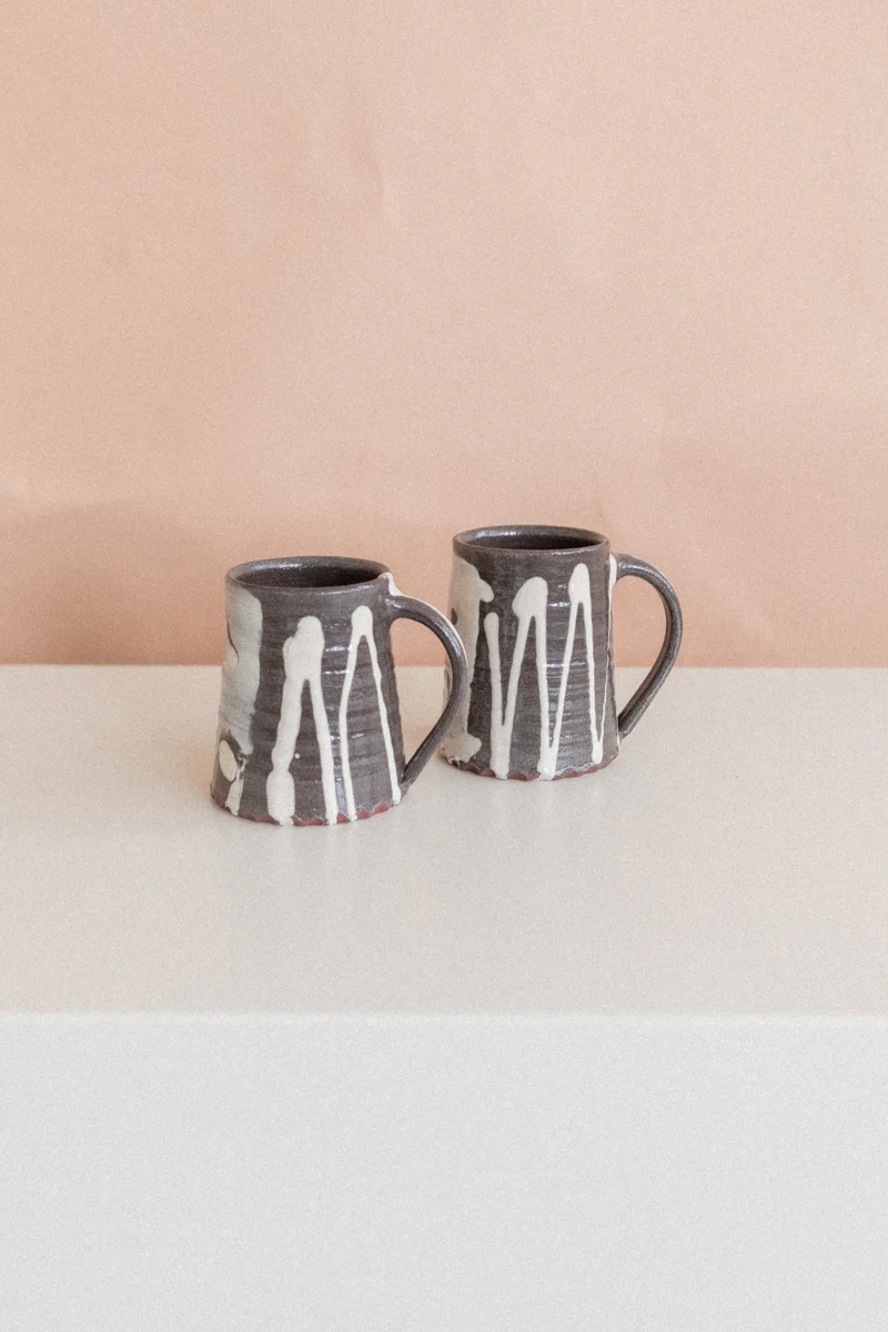 SLIPWARE MUGS - Image 3