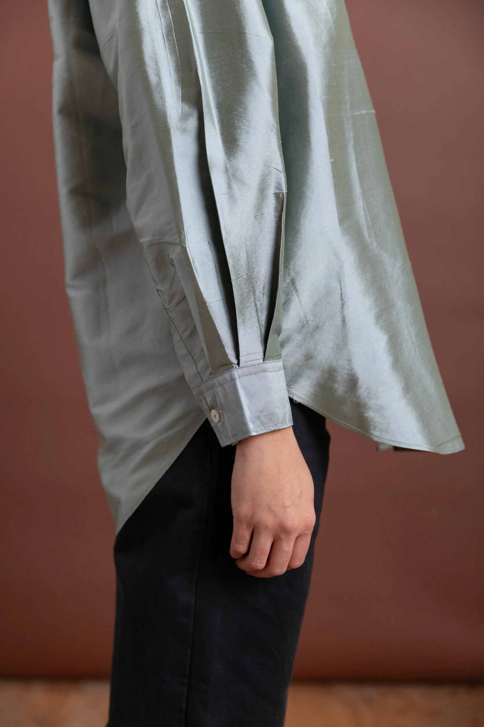 SLOAN SHIRT IN MINT SILK TAFFETA - Image 8