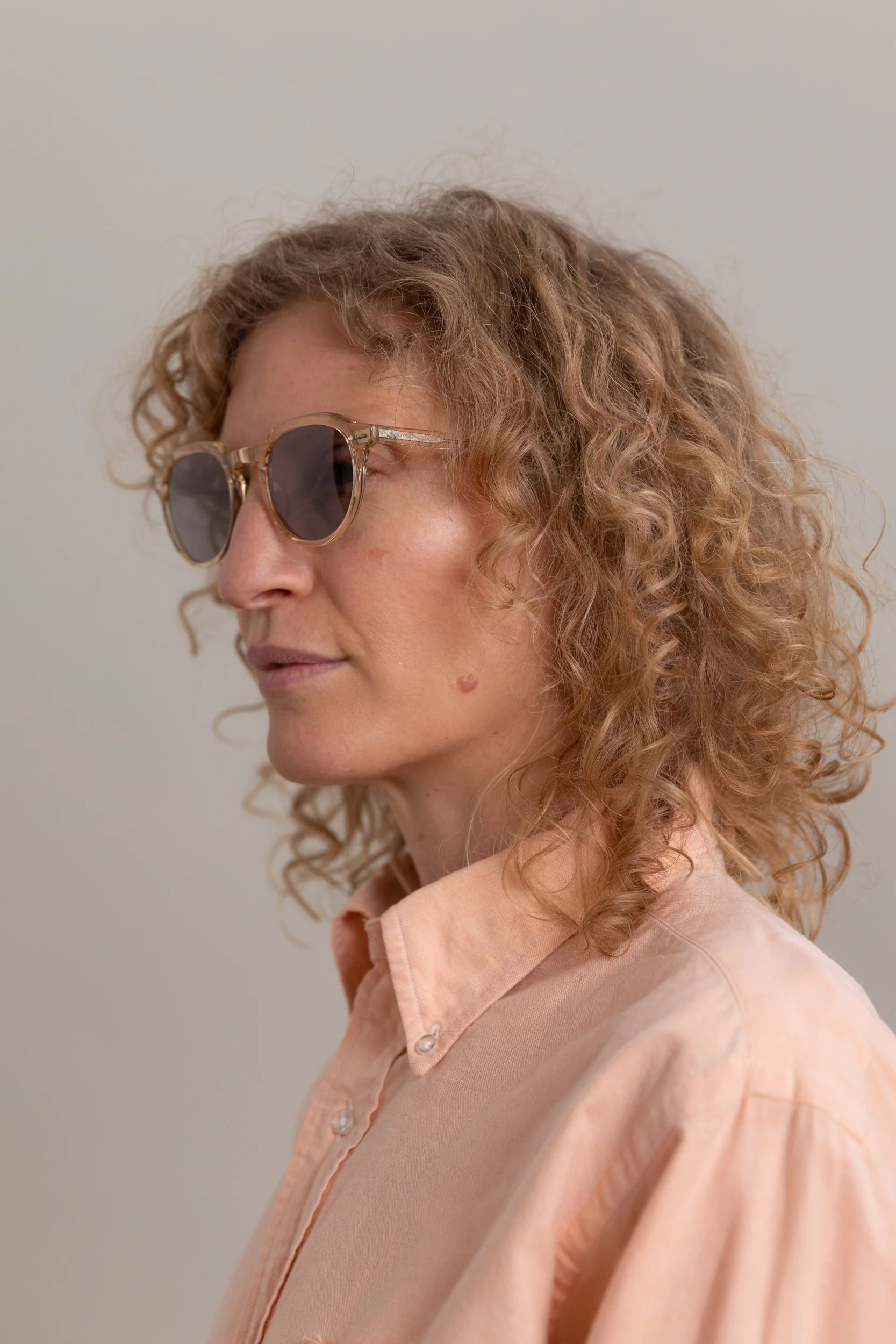 SORBONNE SUNGLASSES IN NUDIE - Image 4