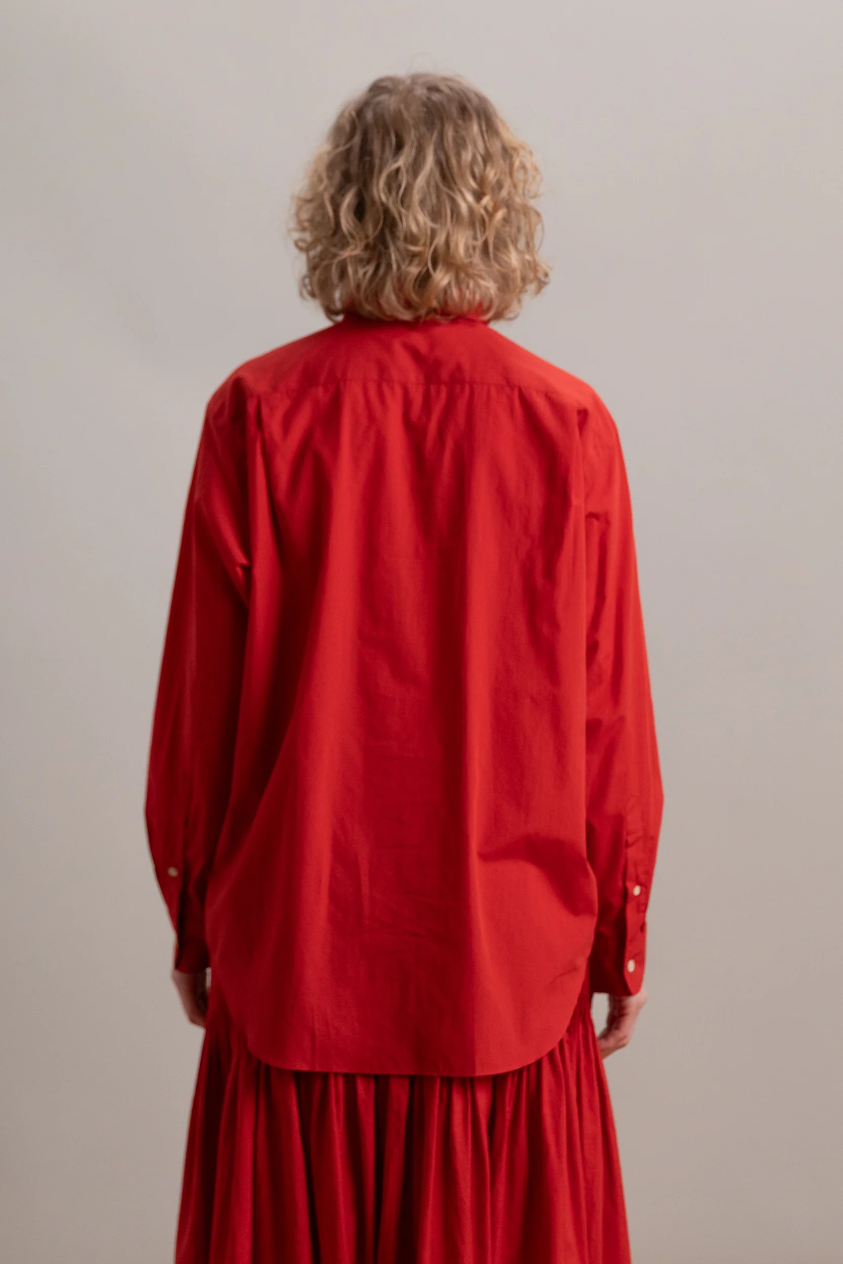SUPER FINE COTTON LAWN SHIRT IN RED - Image 5