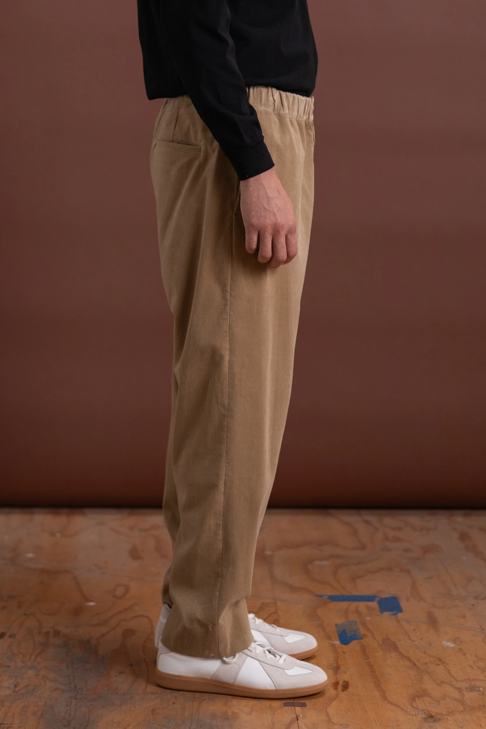 SUVIN CORDUROY EASY PANTS IN ALMOND - Image 3