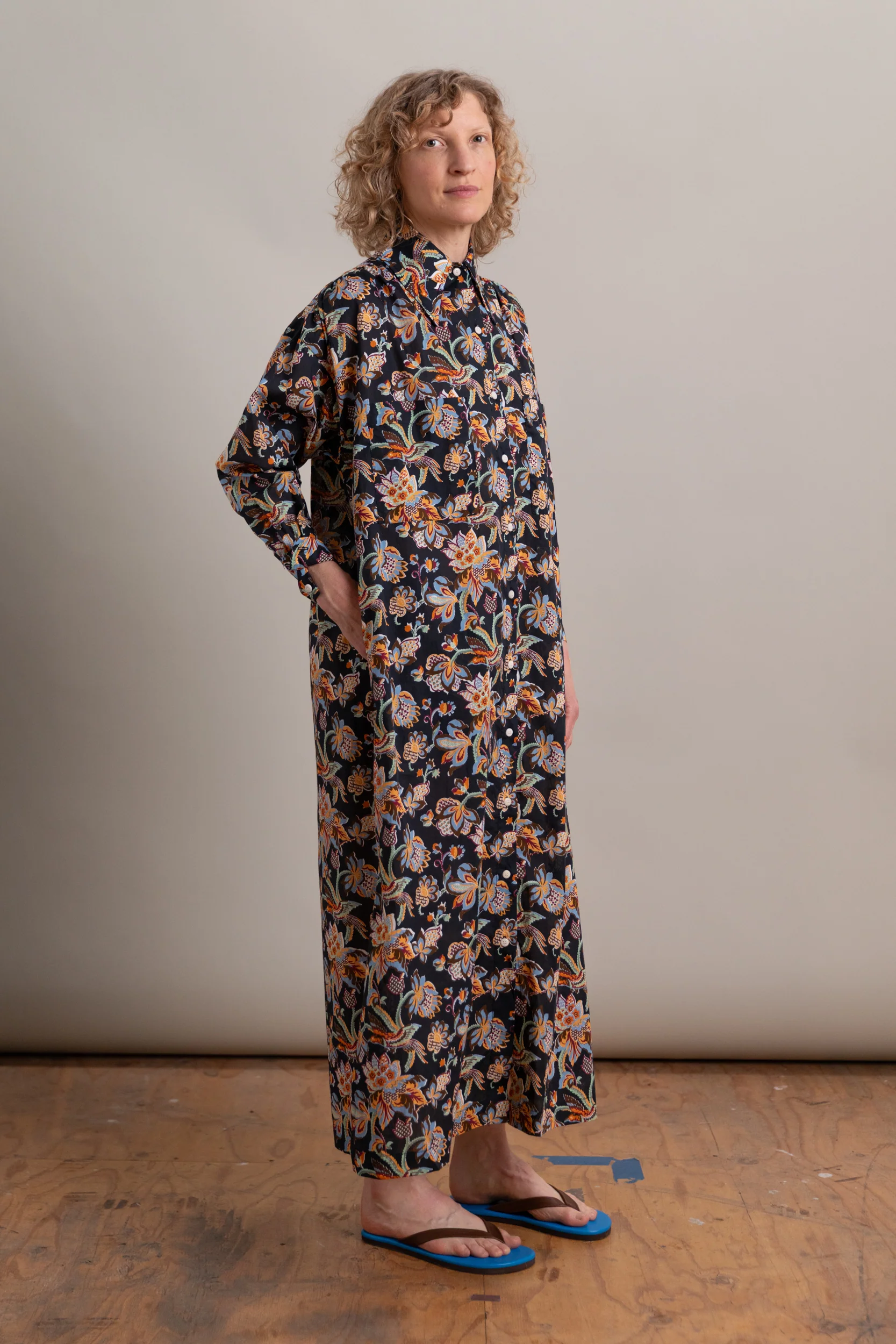 TALIA MAXI DRESS IN MINTZ CHINTZ - Image 7