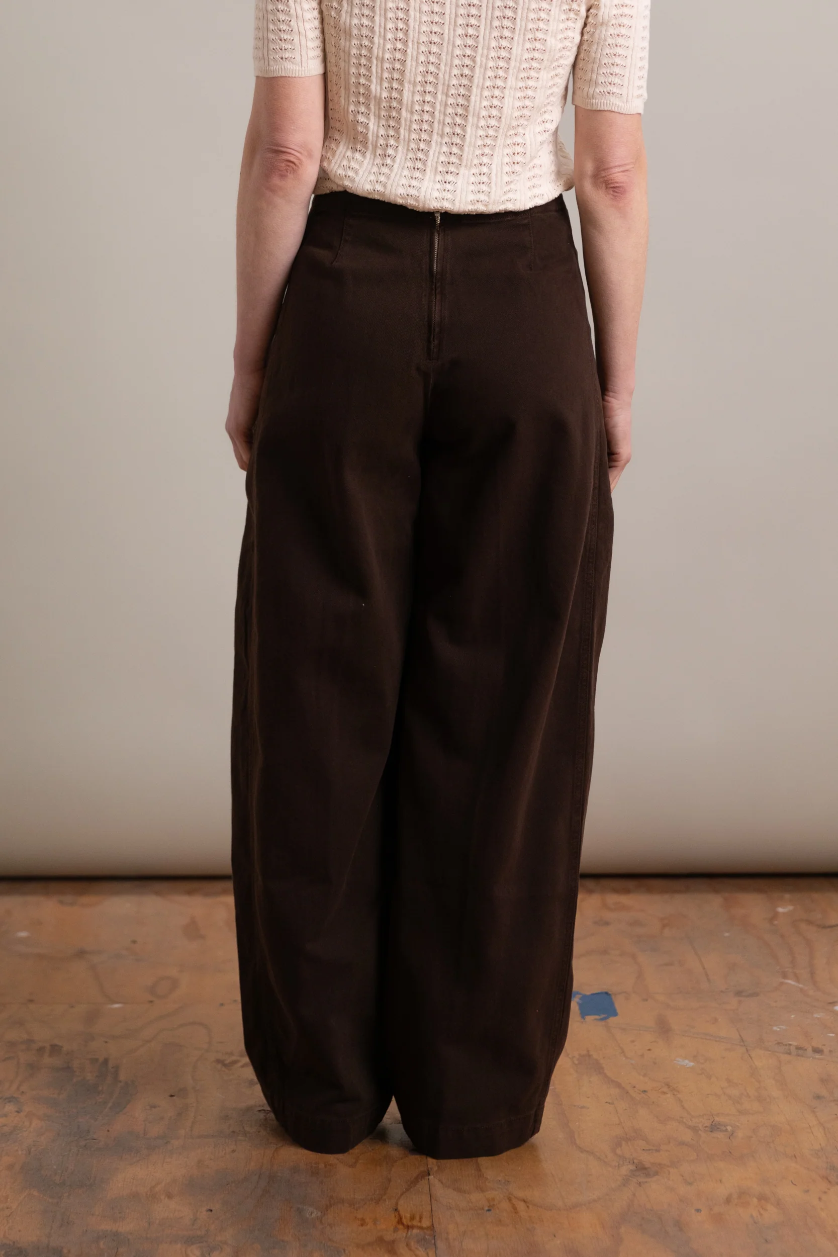 TANY PANT IN CHOCOLATE BRUSHED BULL DENIM - Image 4
