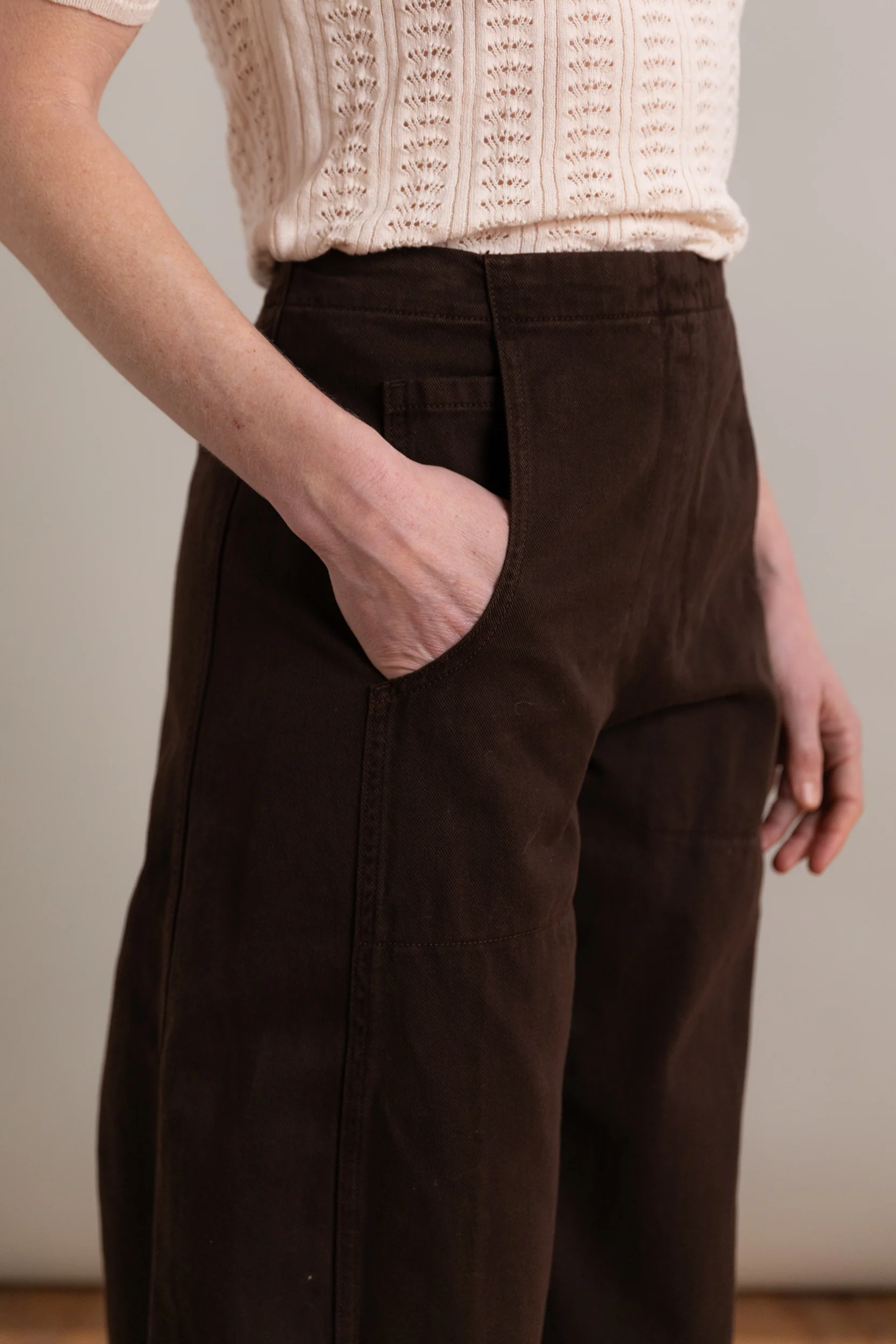 TANY PANT IN CHOCOLATE BRUSHED BULL DENIM - Image 6