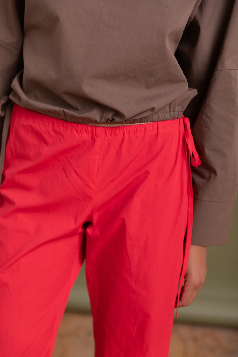 TIE PANTS IN RED COTTON POPLIN - Image 2