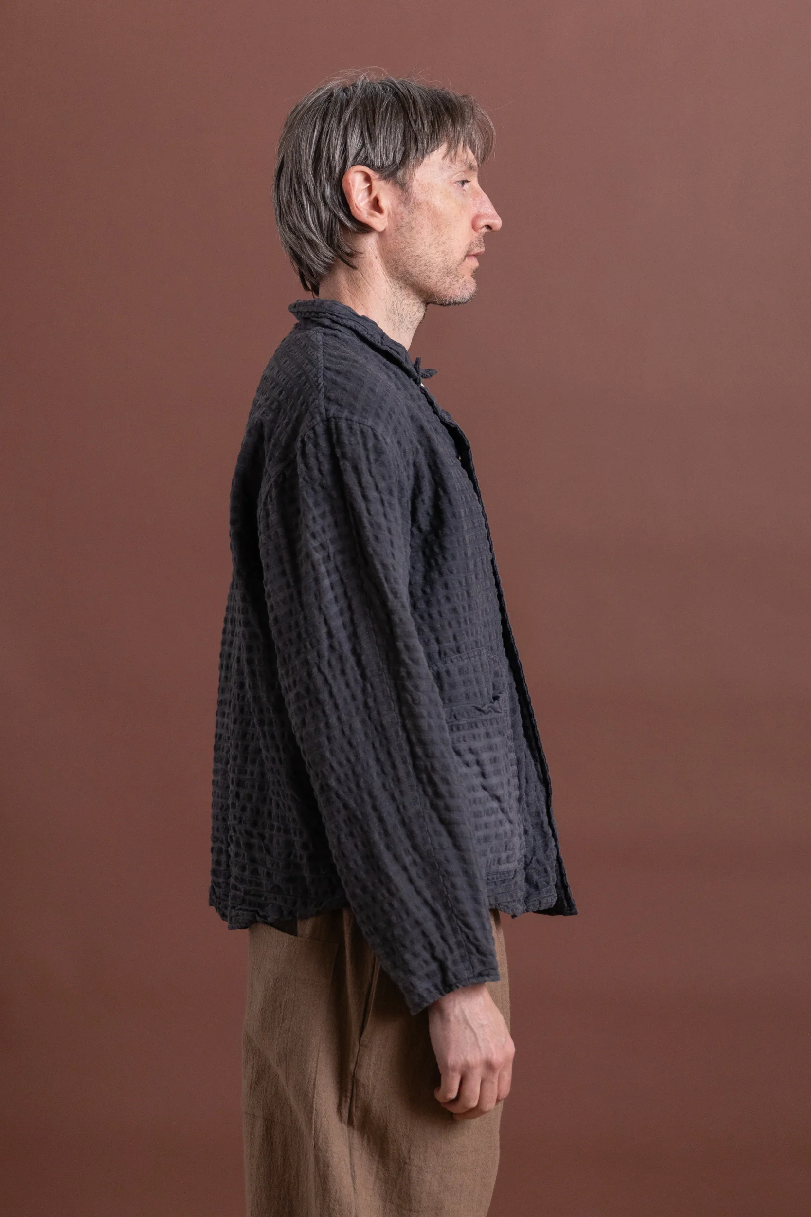 TWO:ONE BUTTERFLY JACKET IN CHESTNUT DYED WOOL COTTON SEERSUCKER - Image 4