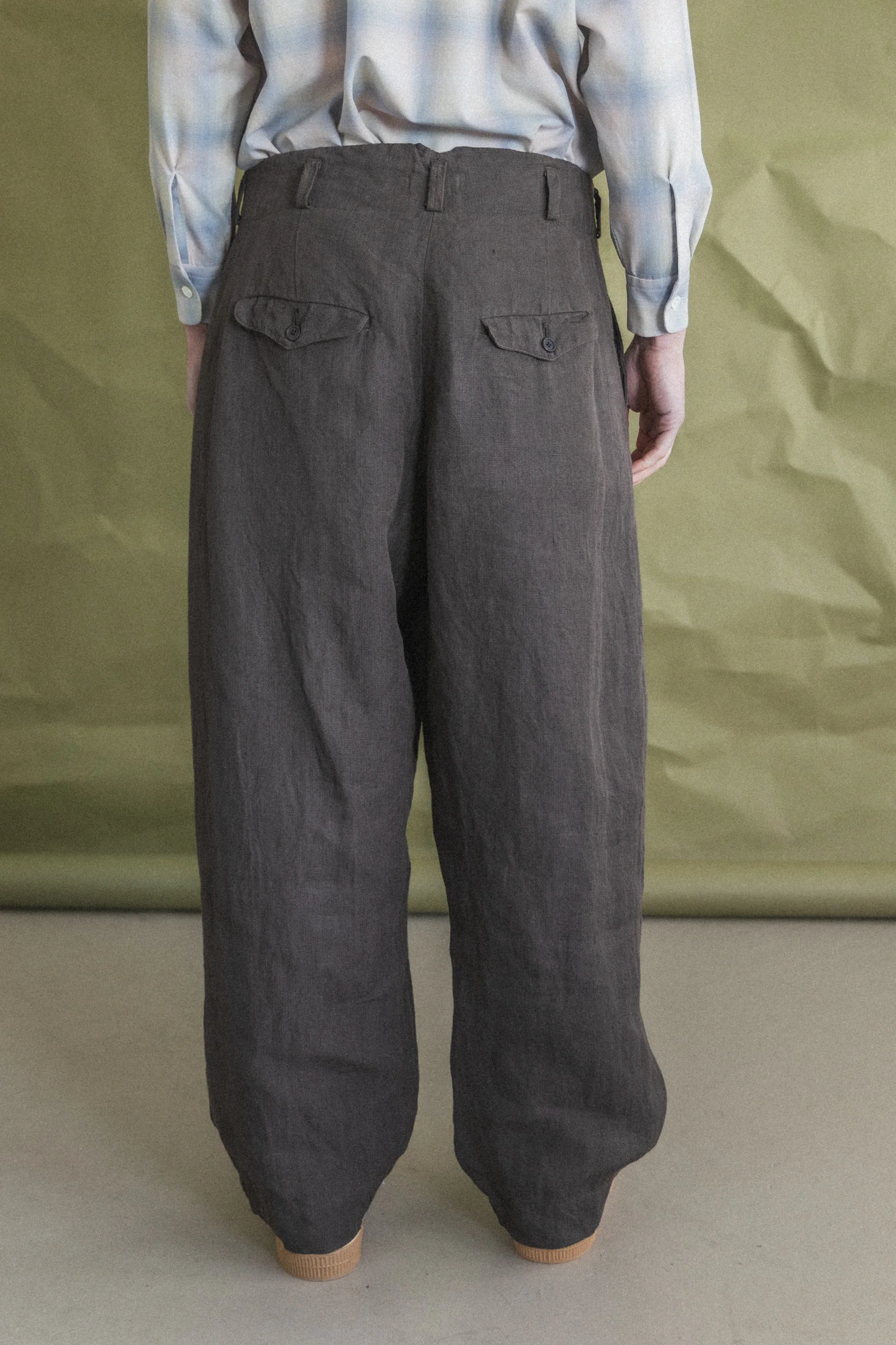 TWO PLEAT PANTS SHALE GREY DOBBY WEAVE HEMP - Image 6