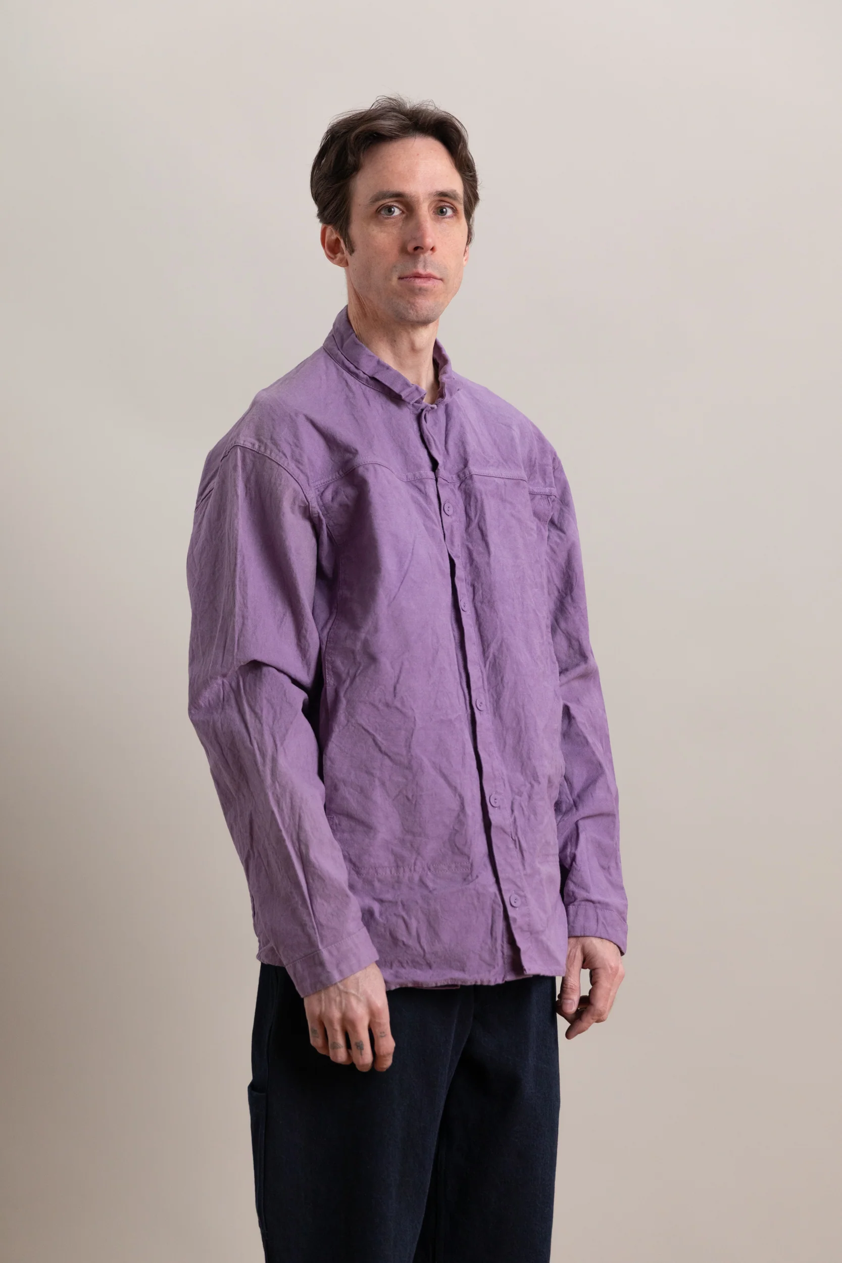 TYPE 401 PLEAT POCKET SHIRT IN PURPLE LOGWOOD COTTON DROPCLOTH - Image 3