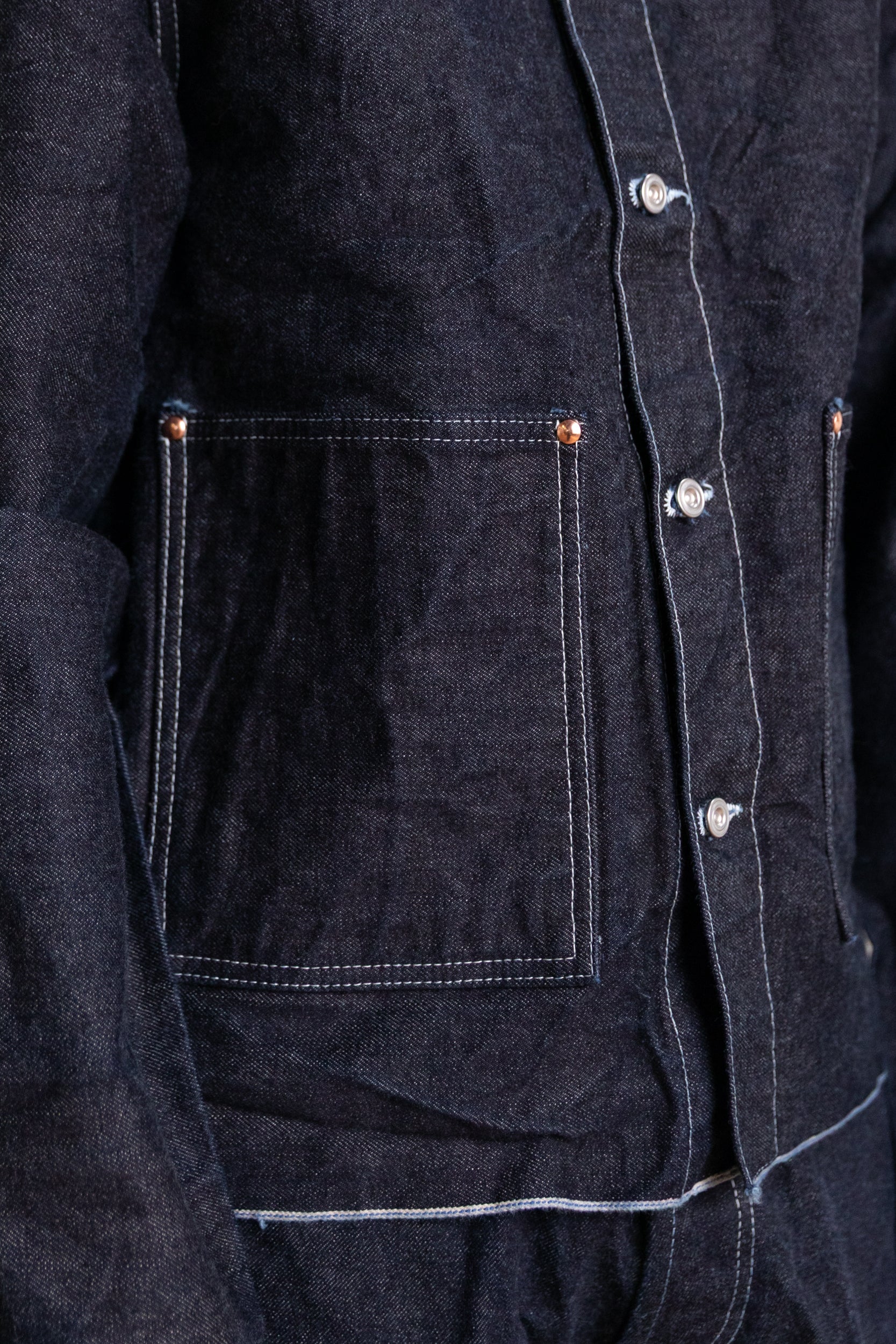 TYPE 904 CROSSCUT JEANS JACKET IN RINSED 16 OZ. SELVAGE DENIM - Image 4