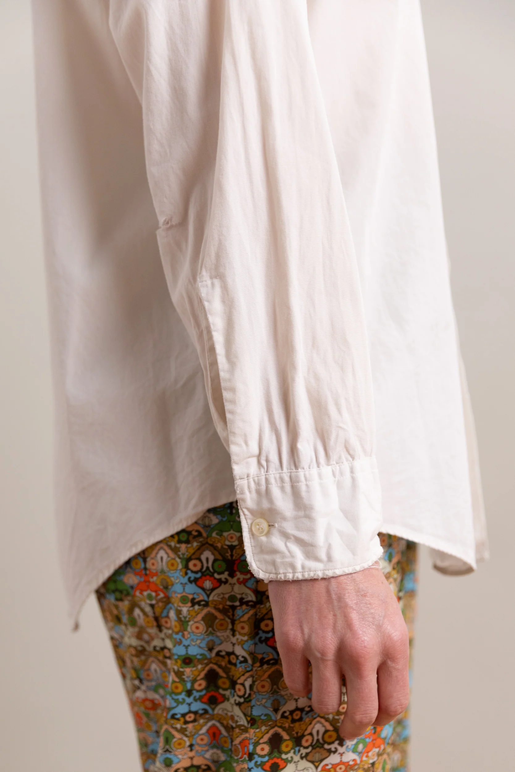 VINTAGE DRESS SHIRT 22 - Image 4