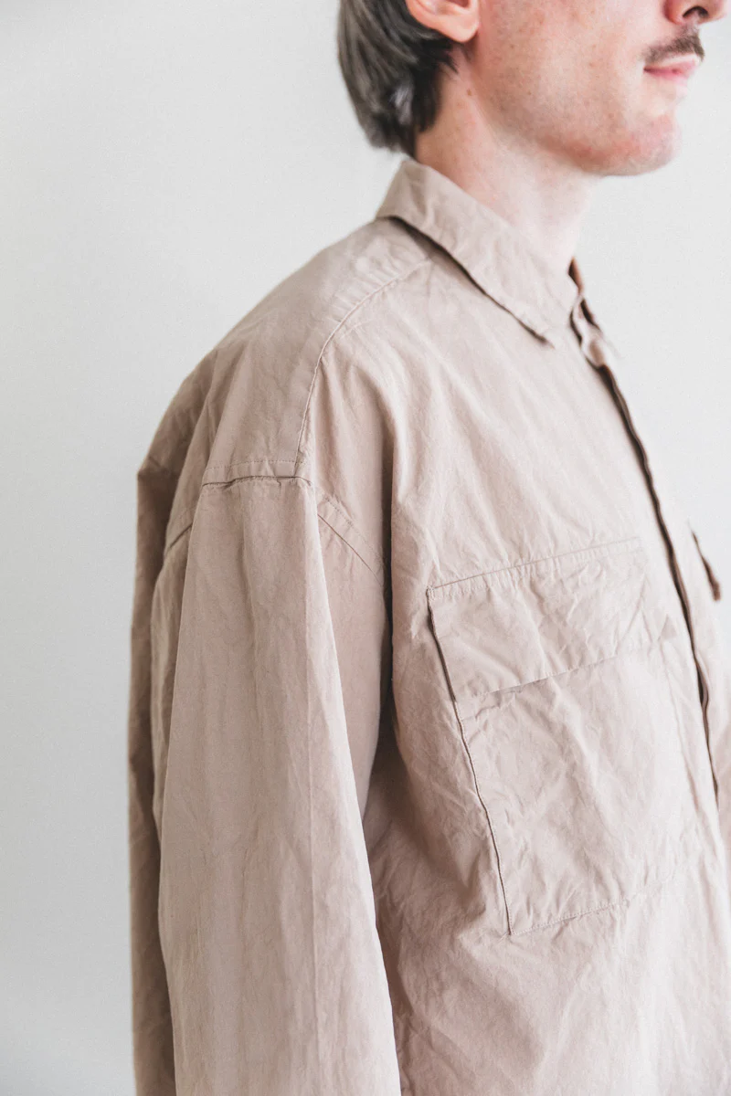 VOLUME SHIRT IN LIGHT BEIGE PAPER COT - Image 8