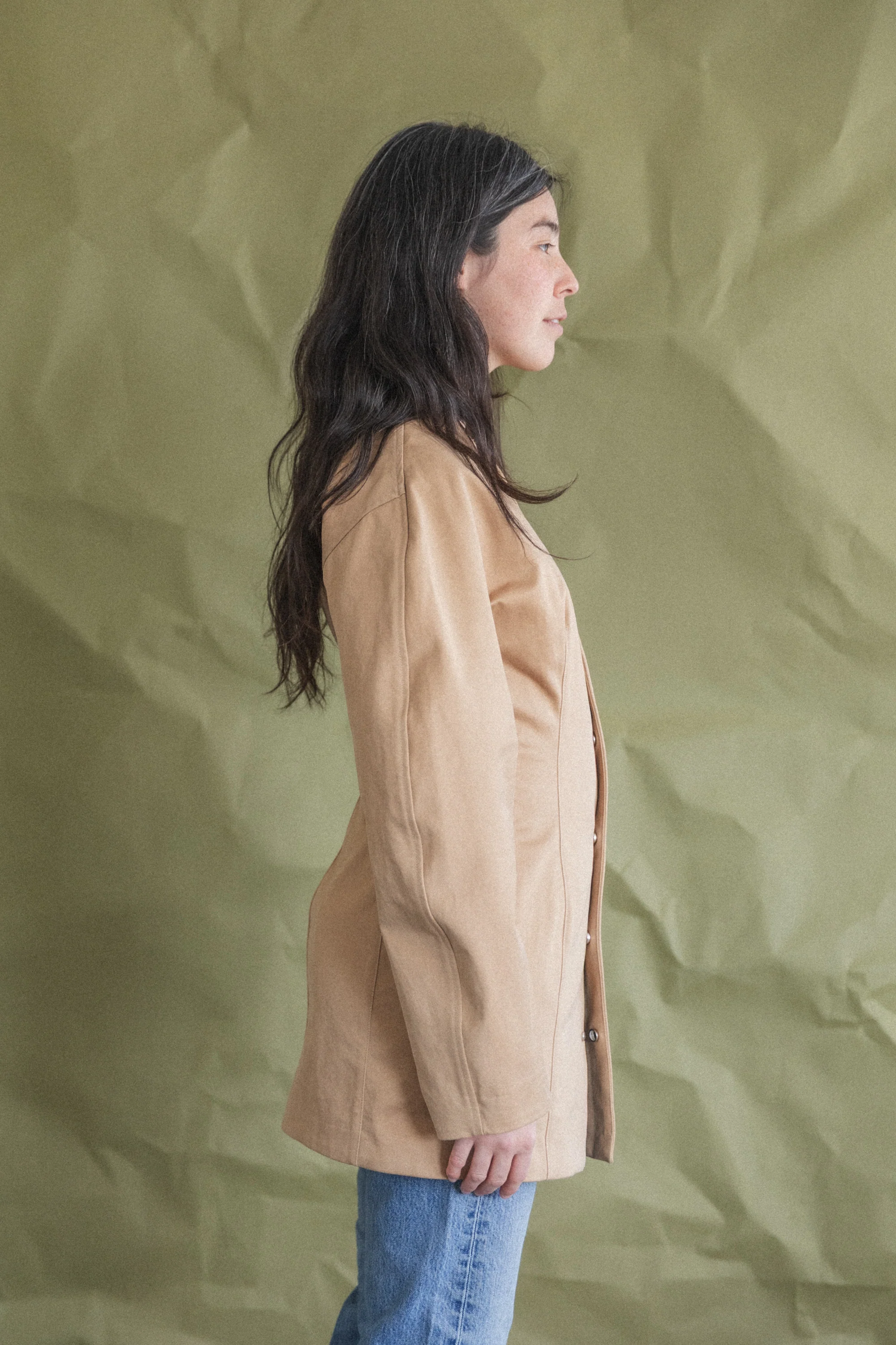 WASHED FINX CHINO HALF COAT IN CAMEL BROWN - Image 5