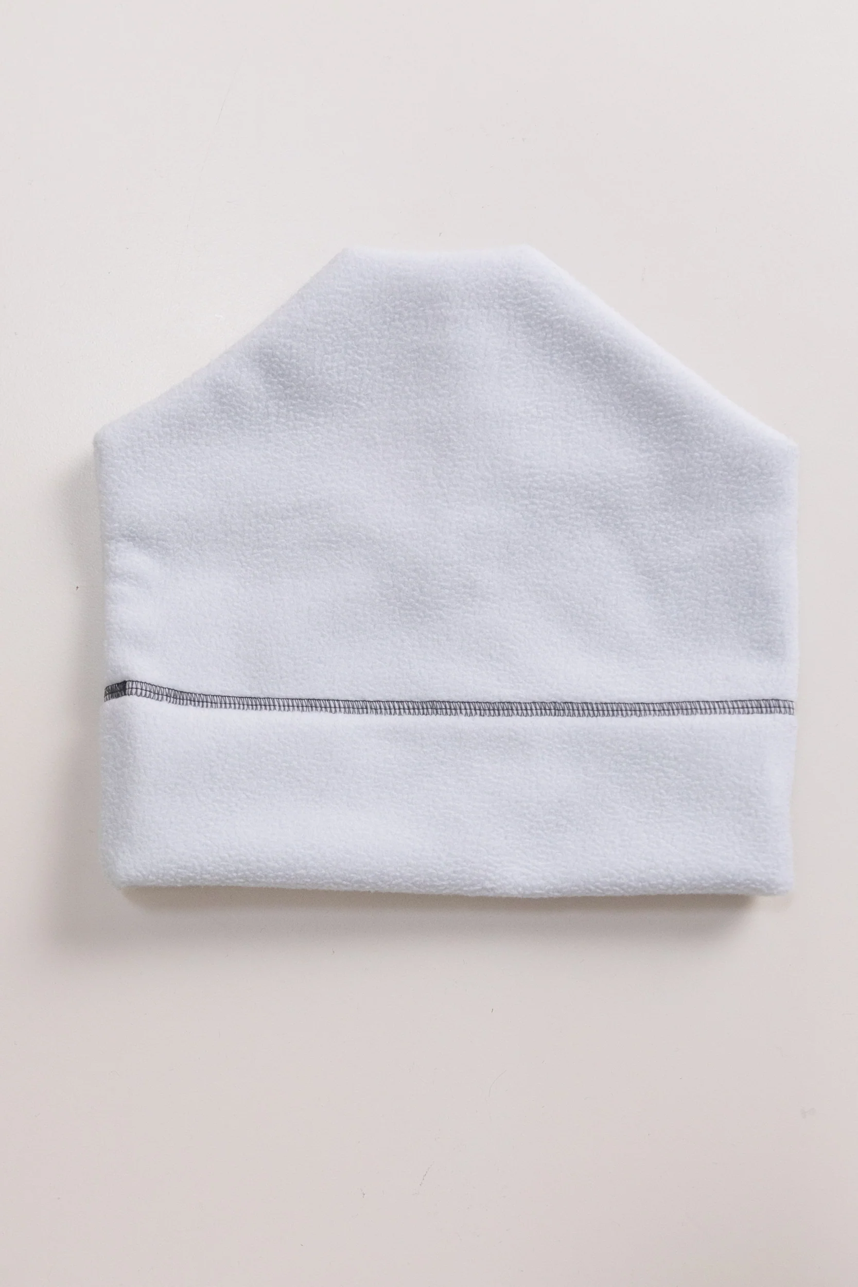 WIND PRO ALPINE HAT IN GLACIER GREY/SLATE