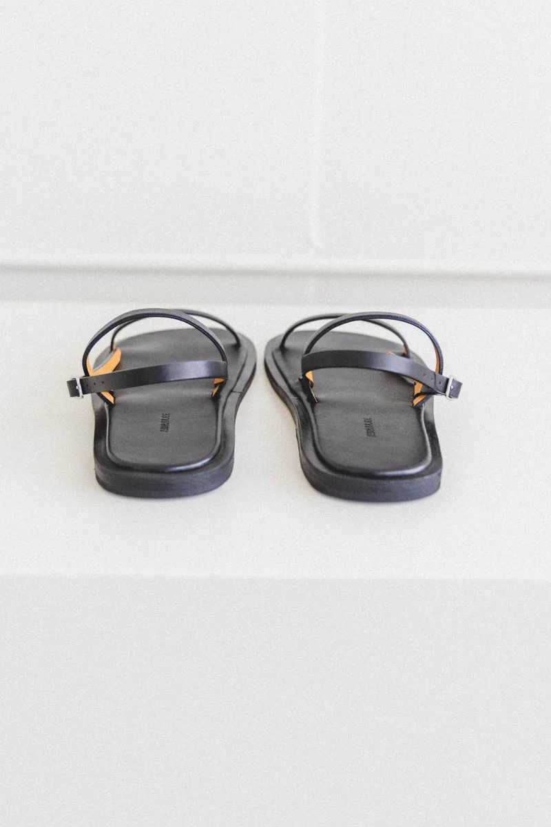 WOMEN'S LEATHER SANDALS IN BLACK - Image 7