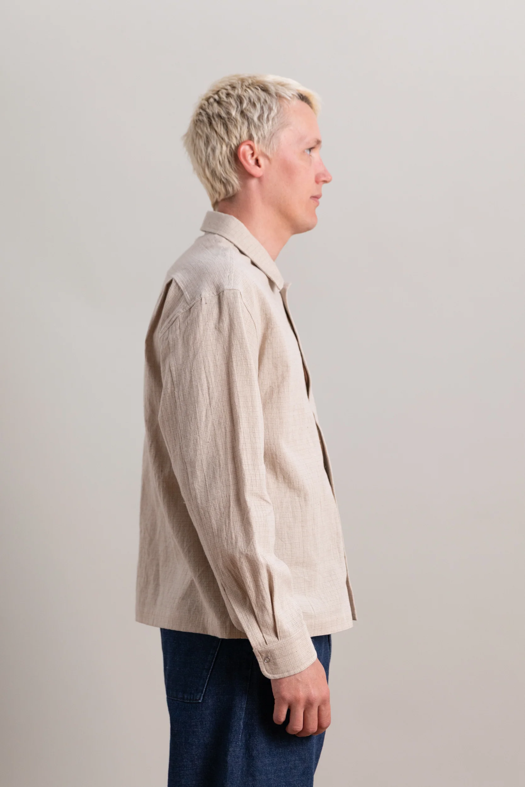 WORKSHOP SHIRT IN NATURAL GRID COTTON LINEN GINGHAM - Image 6